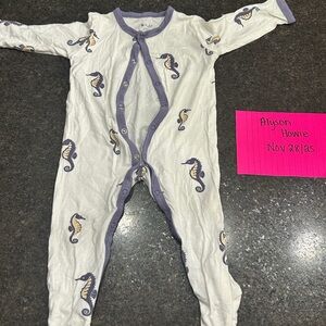 Kyte baby sea horse
3-6
GUC 
$28